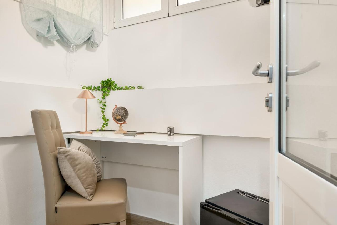 Alby Express Rooms La Spezia Bagian luar foto