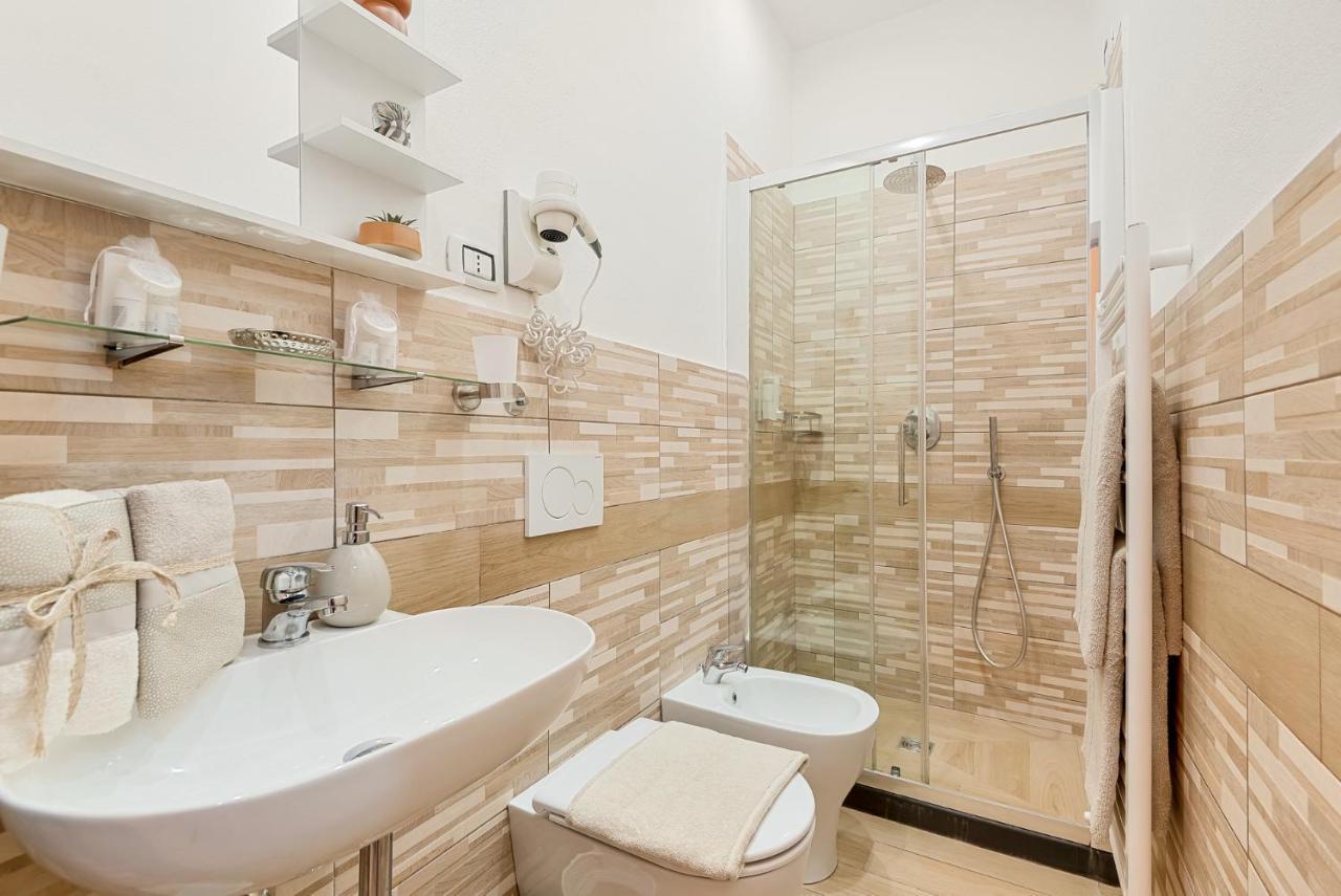 Alby Express Rooms La Spezia Bagian luar foto